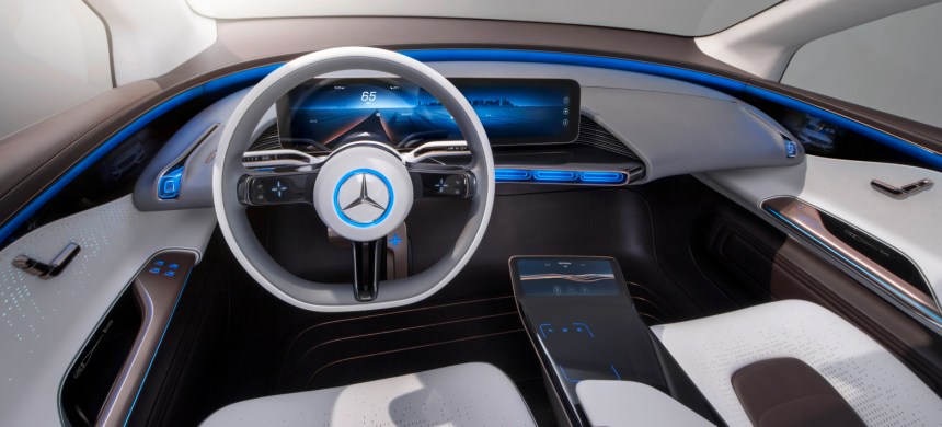 052 Evolu8 Mercedes EQ dash