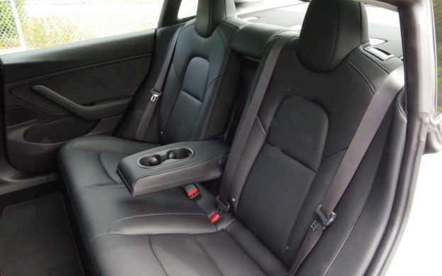 058 TM3 Analyse Rear seat