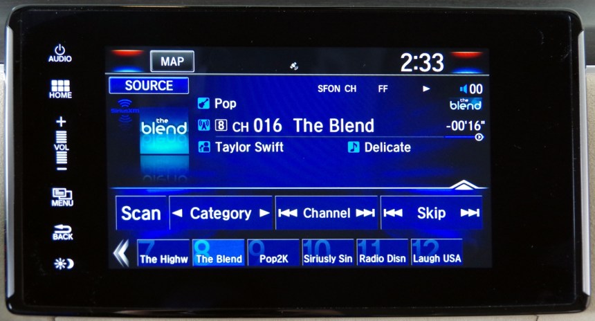 074 Honda Clarity Console Radio