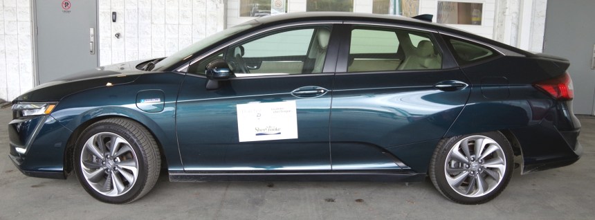 074 Honda Clarity Side