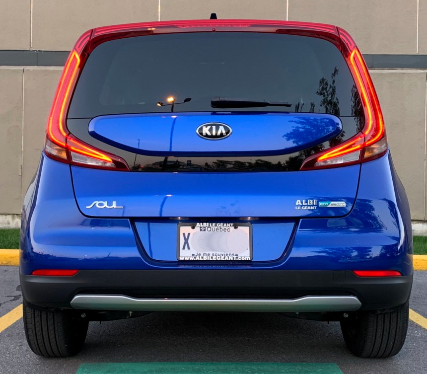 082 KiaSoul Back.jpg
