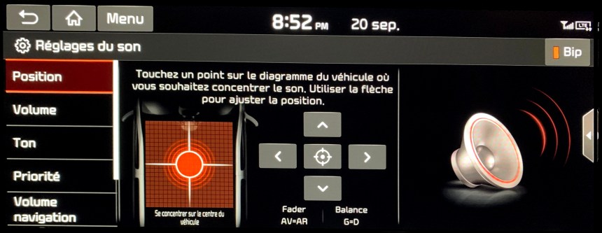 083 KiaSoul Radio son.jpg