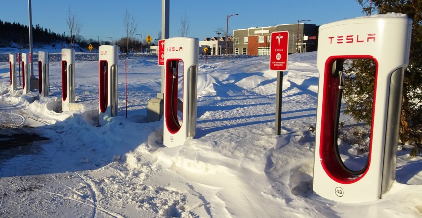 088 Voy Gasp Tesla Super